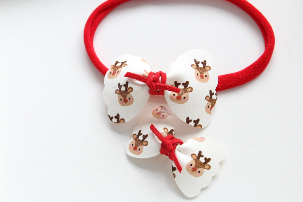 Reindeer scalloped bow | Clip or headband