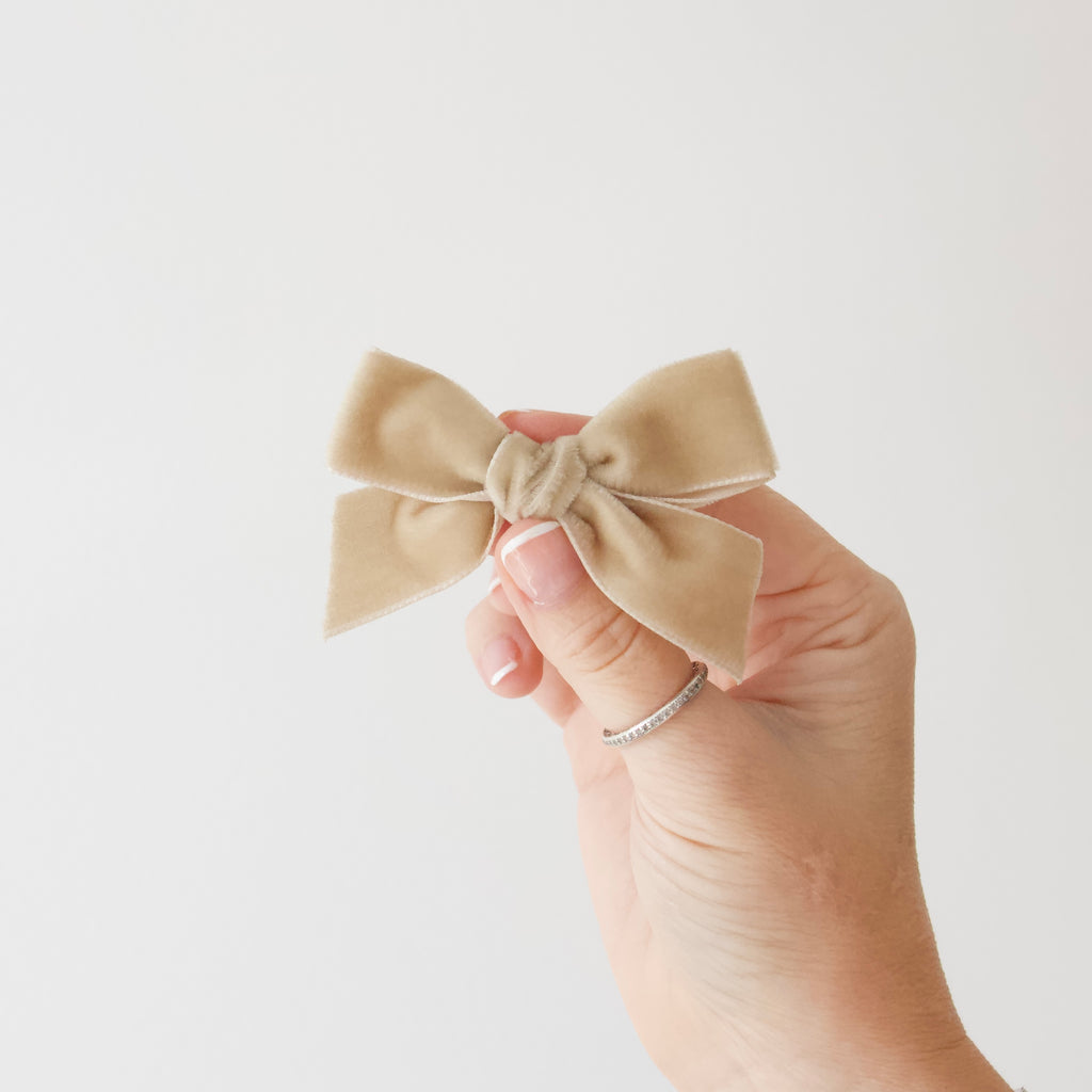 Velvet ribbon bows | 14 colours | Clip or headband