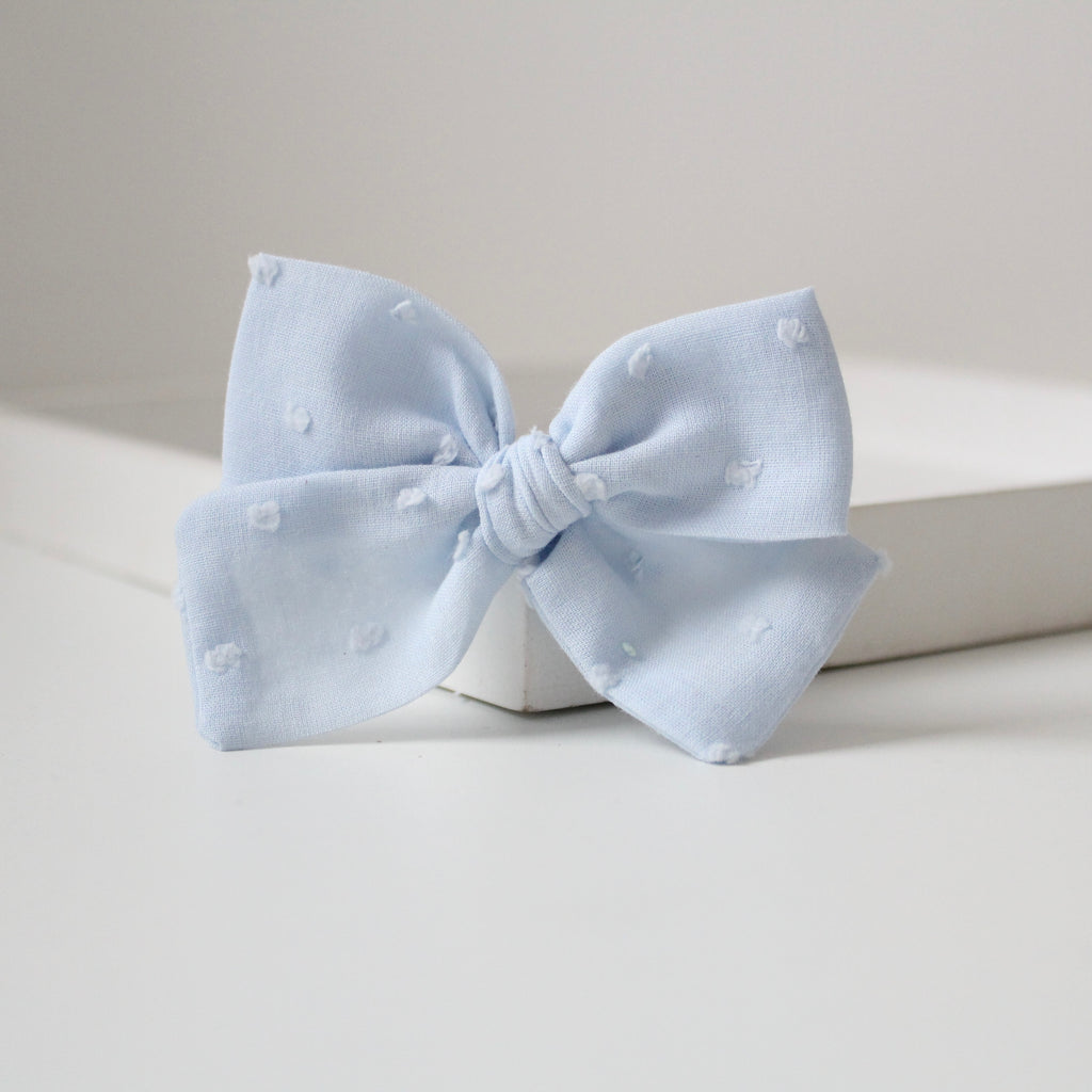 Lily - Sweetheart bows | Clip or headband