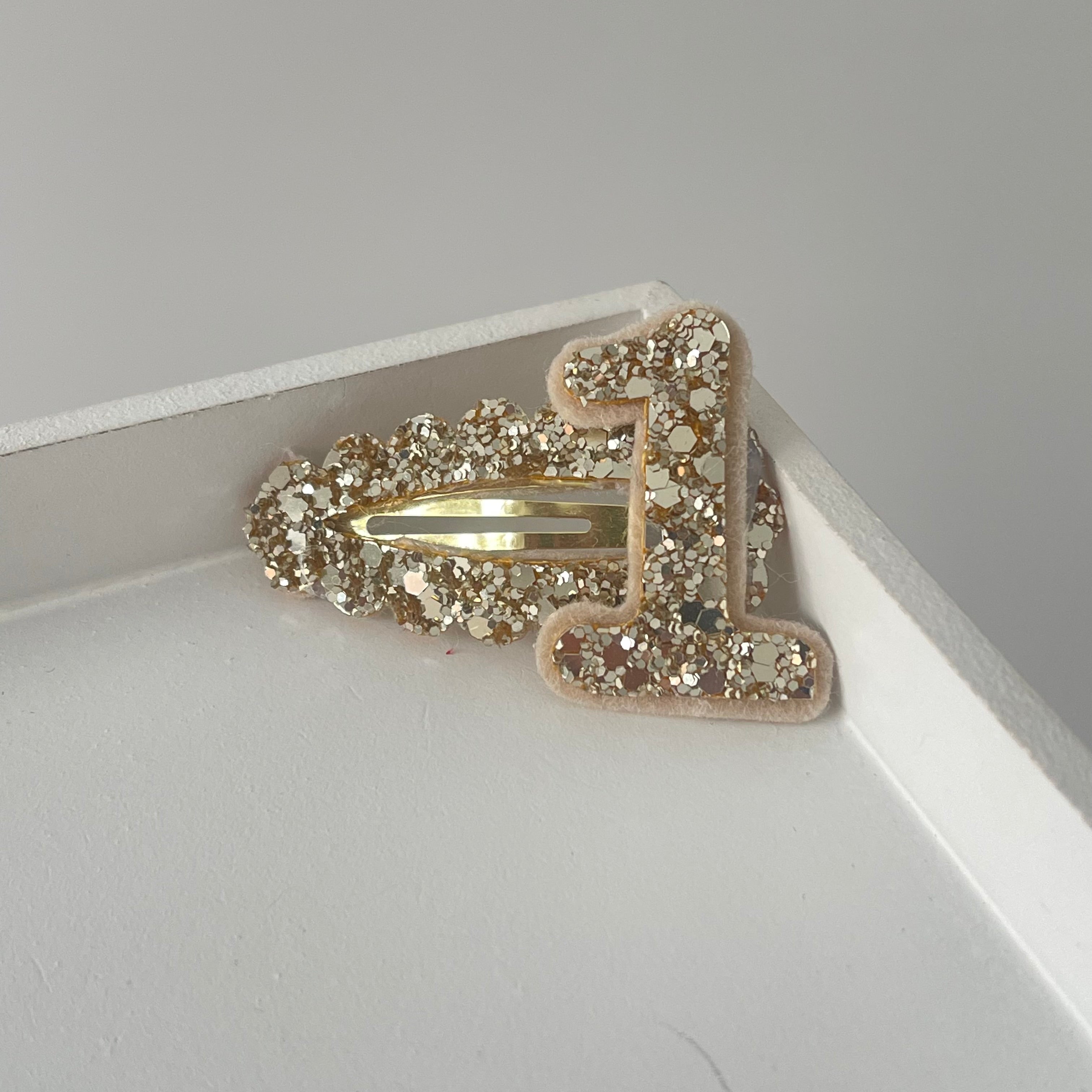 Birthday snappy clips | 2 colours