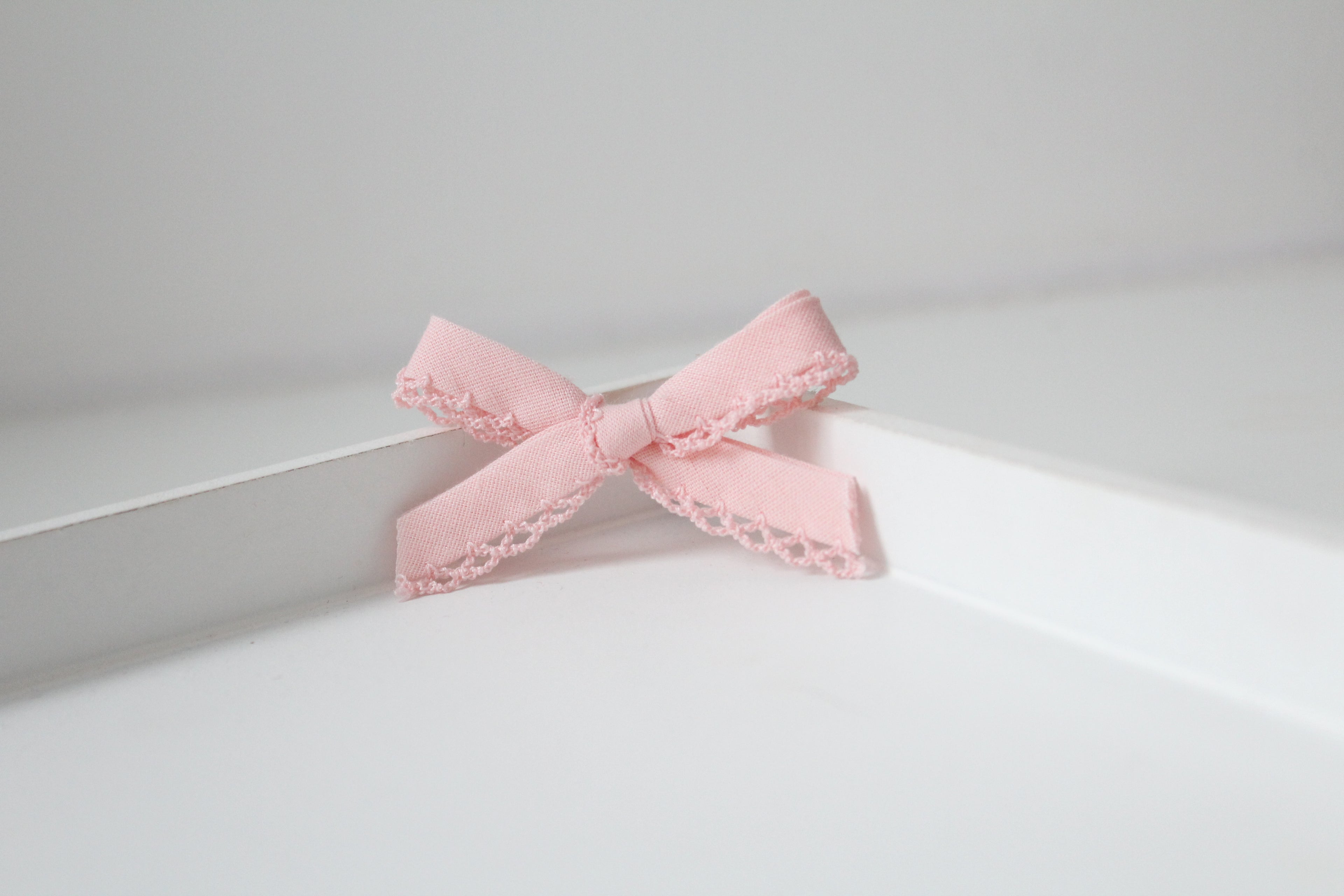 Hand tied bows | 16 Colours