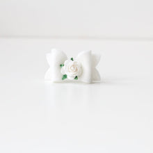 Load image into Gallery viewer, Petite felt flower bows