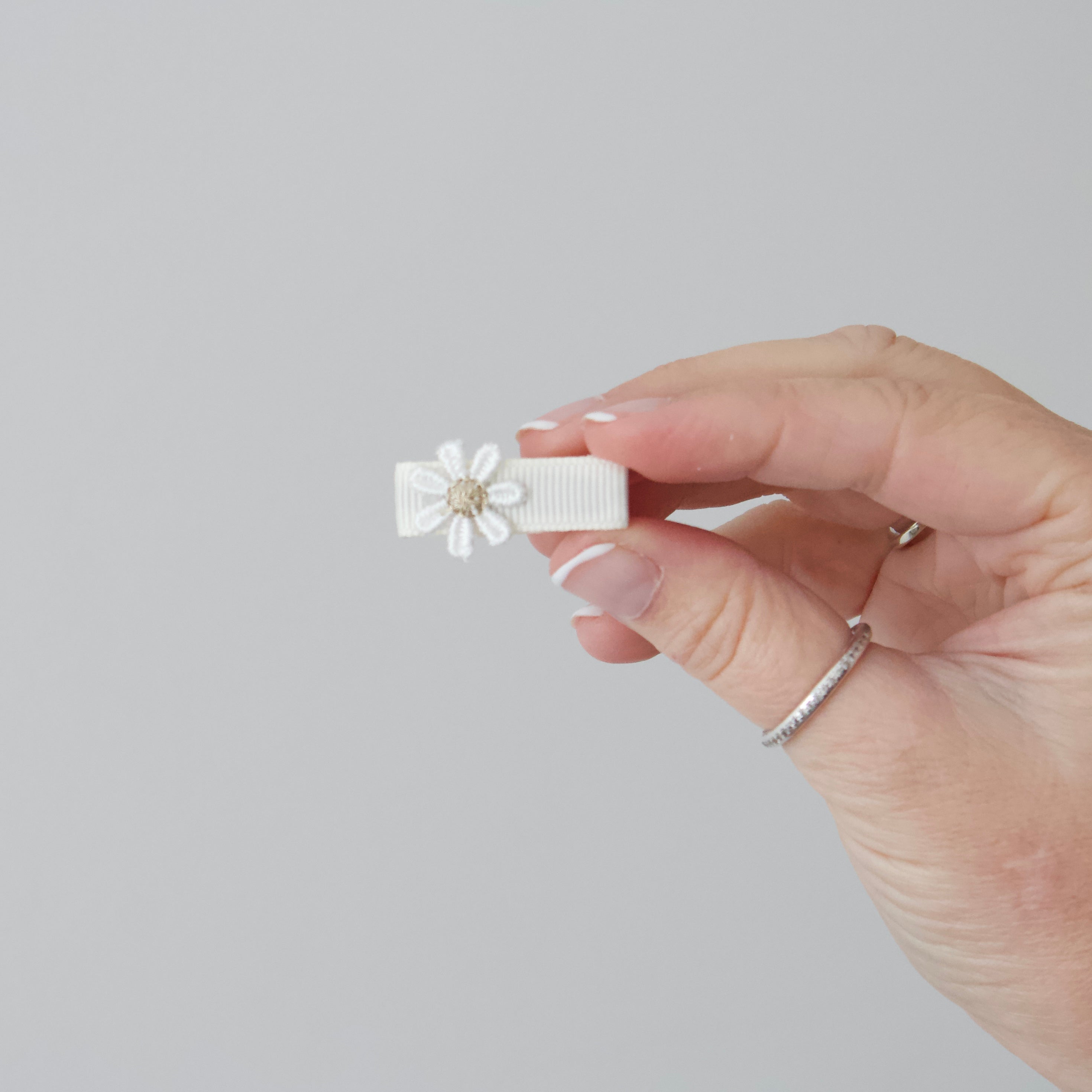 My first delicate clips | 15 colours