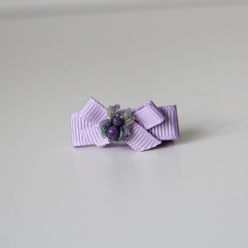 My first ribbon halloween bow clips