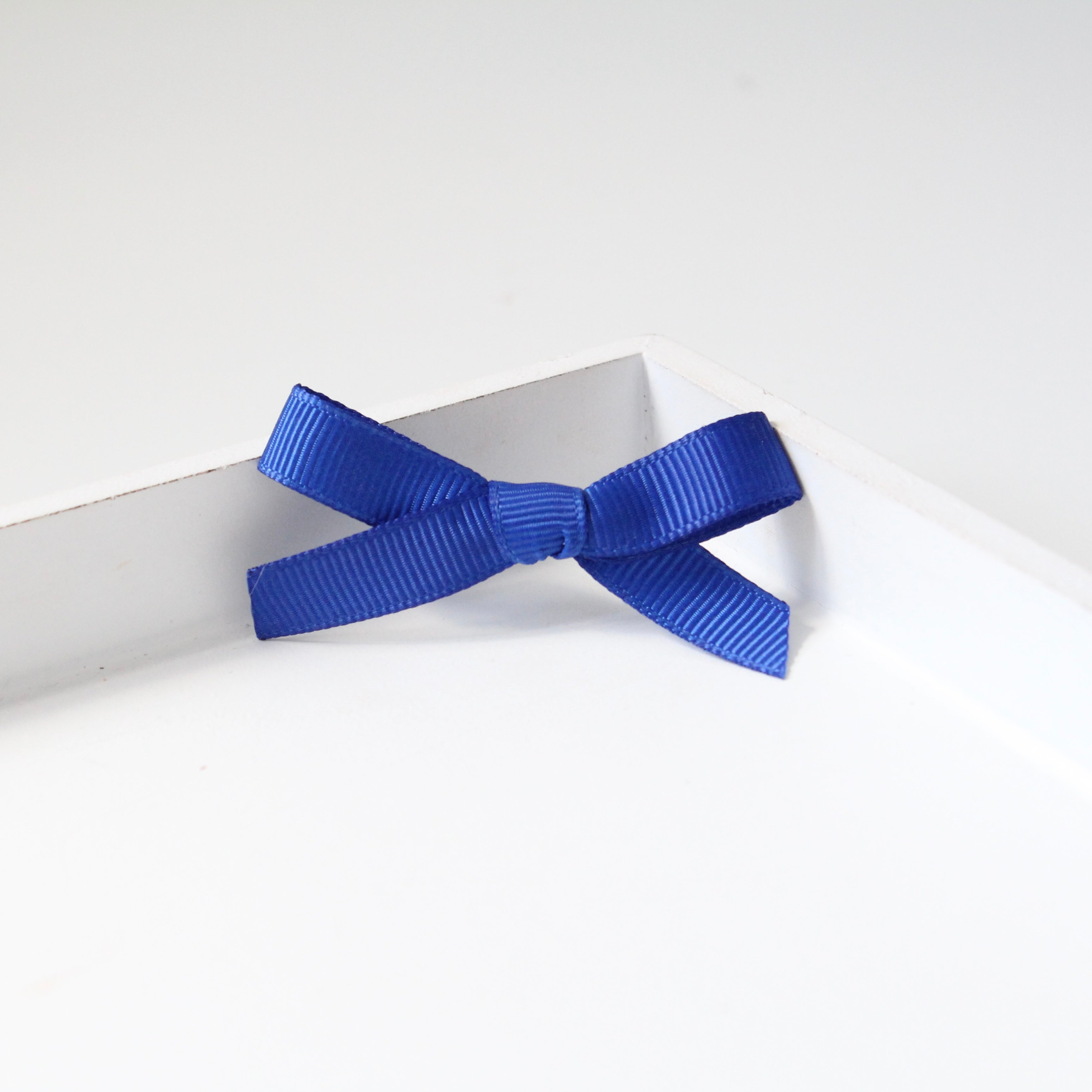 Hand tied ribbon bow clips | 41 Colours