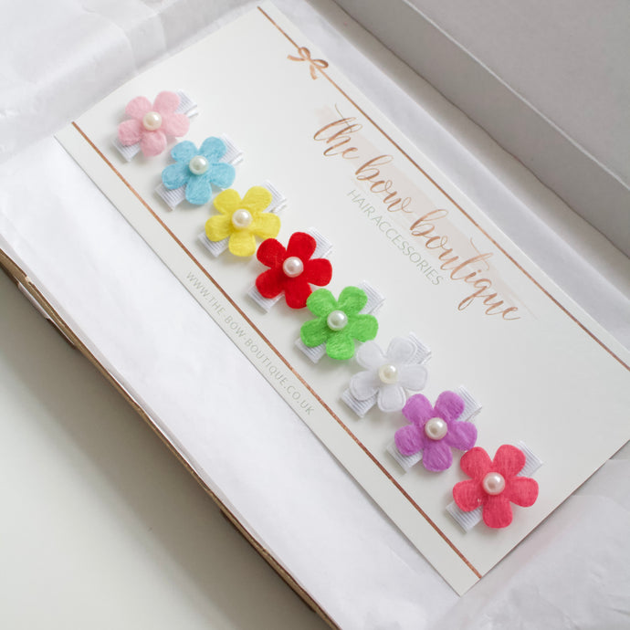 My first daisy clip set