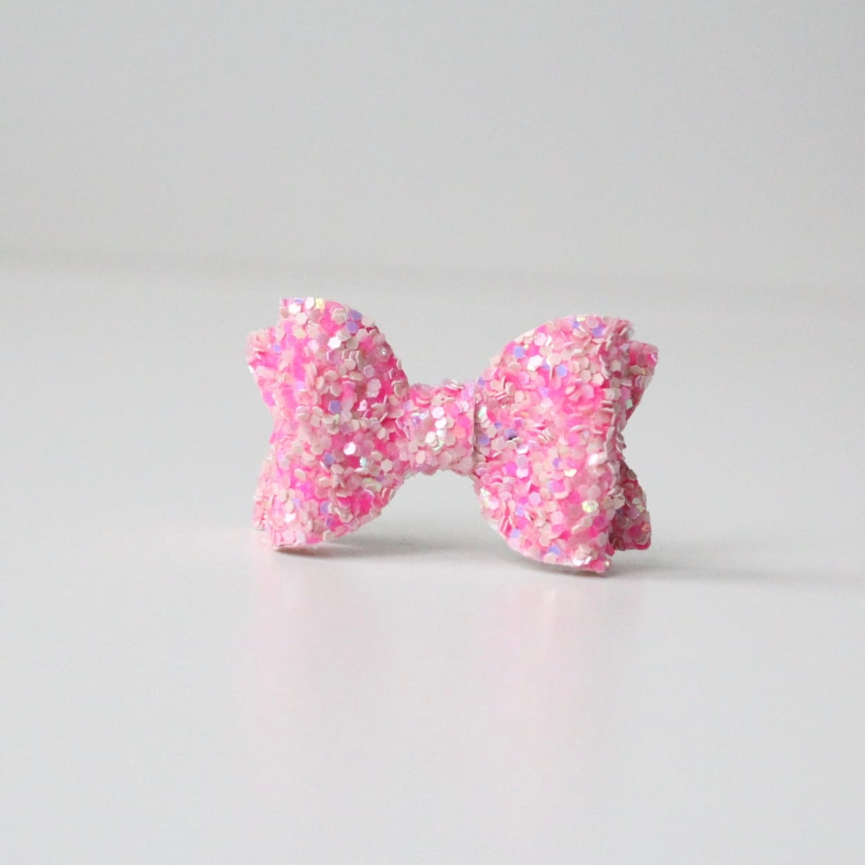 Limited edition | Petite deluxe glitter bows | 11 Colours | Clip or Bobble