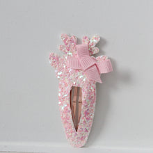 Load image into Gallery viewer, Pinkmas reindeer snappy clip