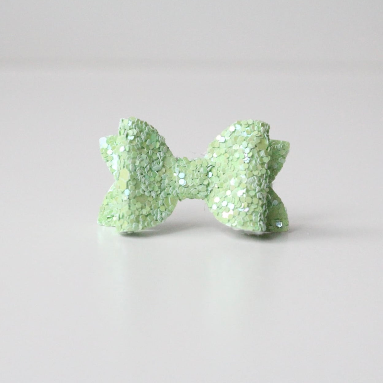 Limited edition | Petite deluxe glitter bows | 11 Colours | Clip or Bobble