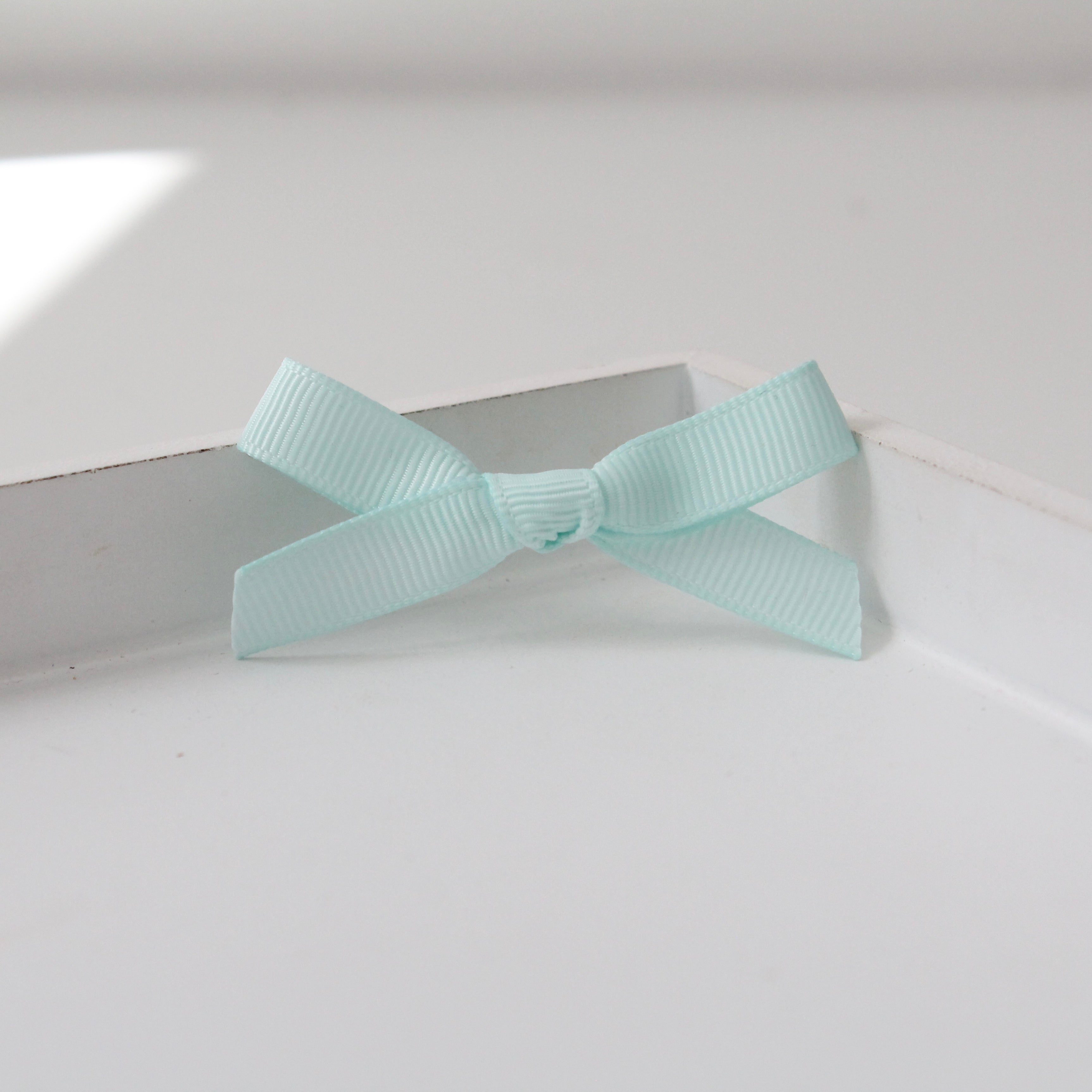 Hand tied ribbon bow clips | 41 Colours