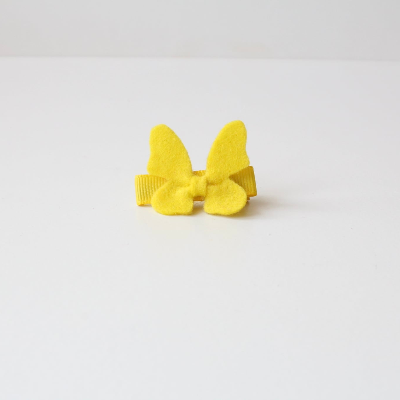 Felt butterflys on lined clip | 26 Colours