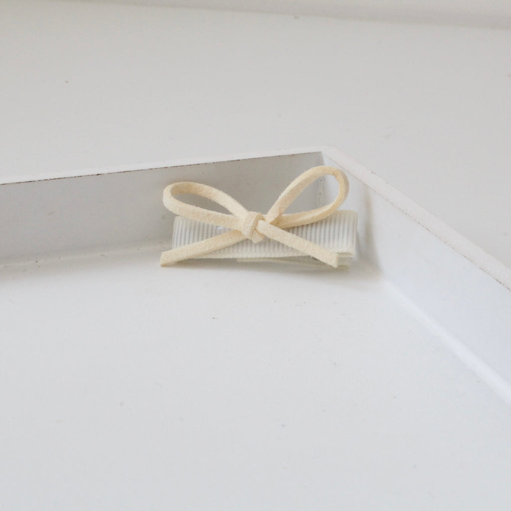 Suede bows | 17 colours