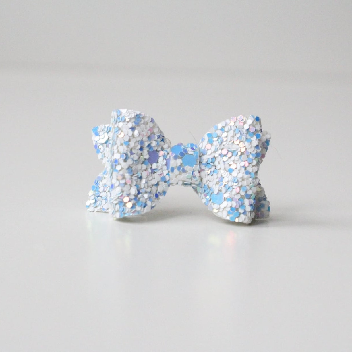 Limited edition | Petite deluxe glitter bows | 11 Colours | Clip or Bobble