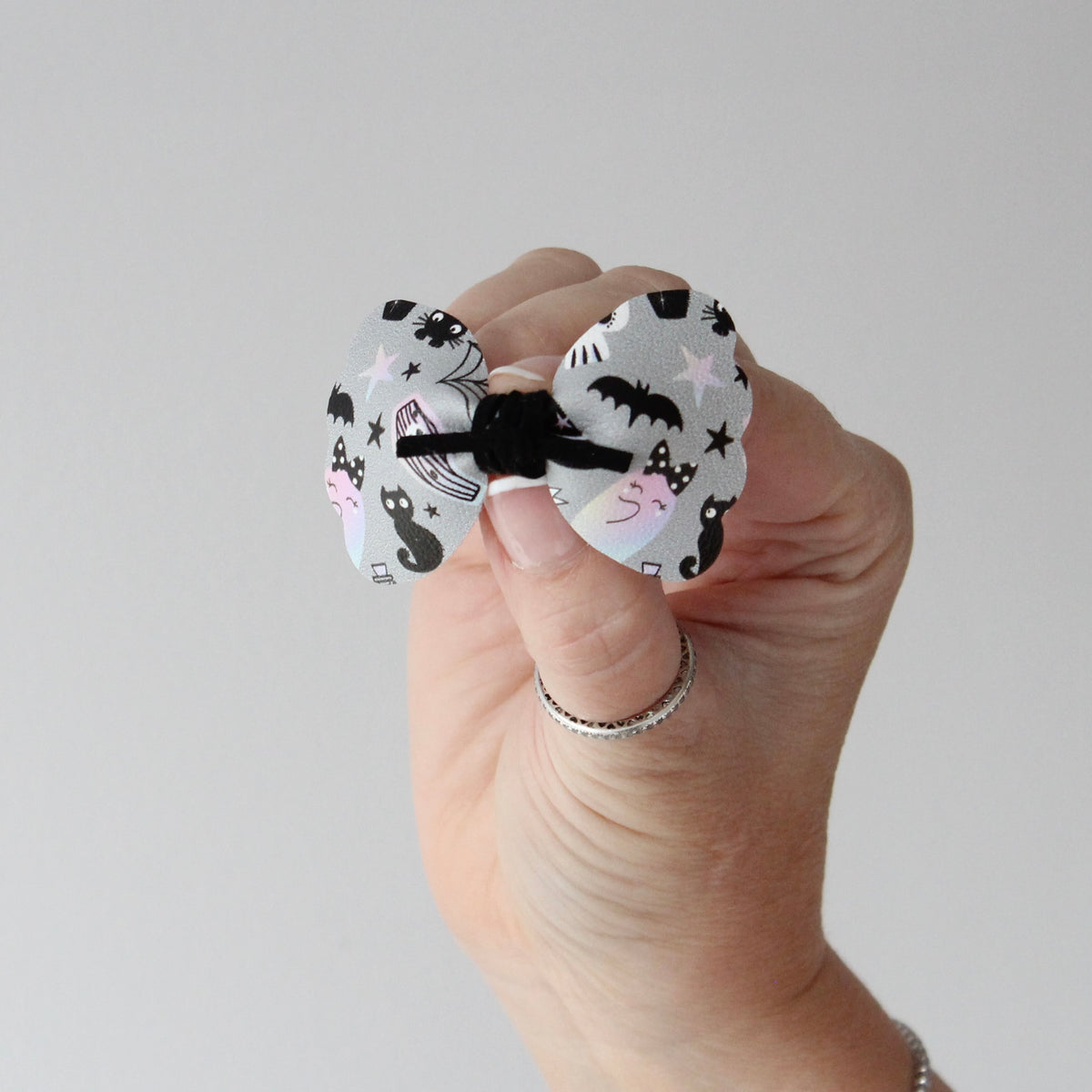 Halloween scalloped glitter bows 2 | Clip or headband