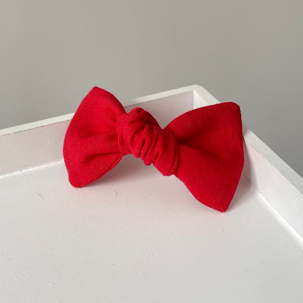 Red bows | 3 Bow styles | Option to personalise | Clip, headband or bobble