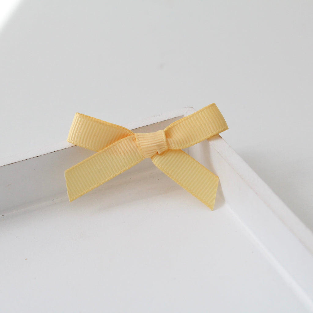 Hand tied ribbon bow clips | 41 Colours