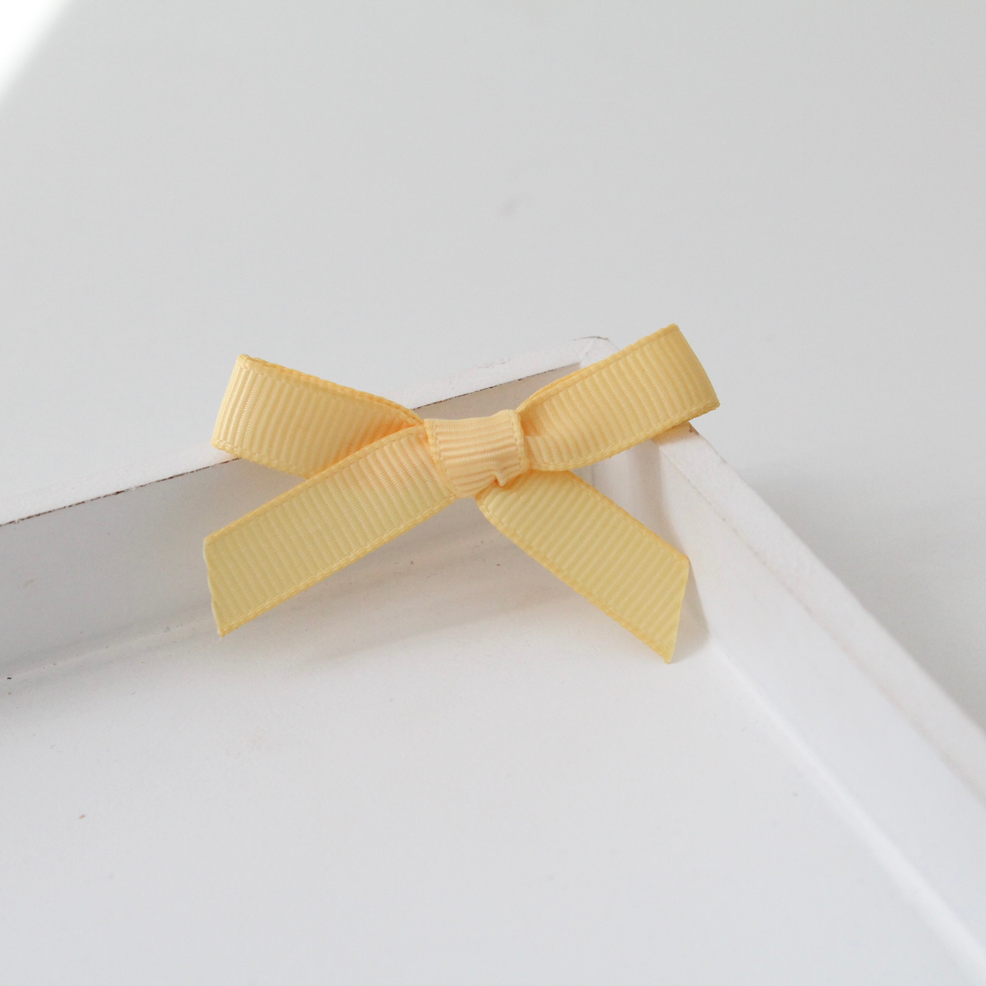 Hand tied ribbon bow clips | 41 Colours