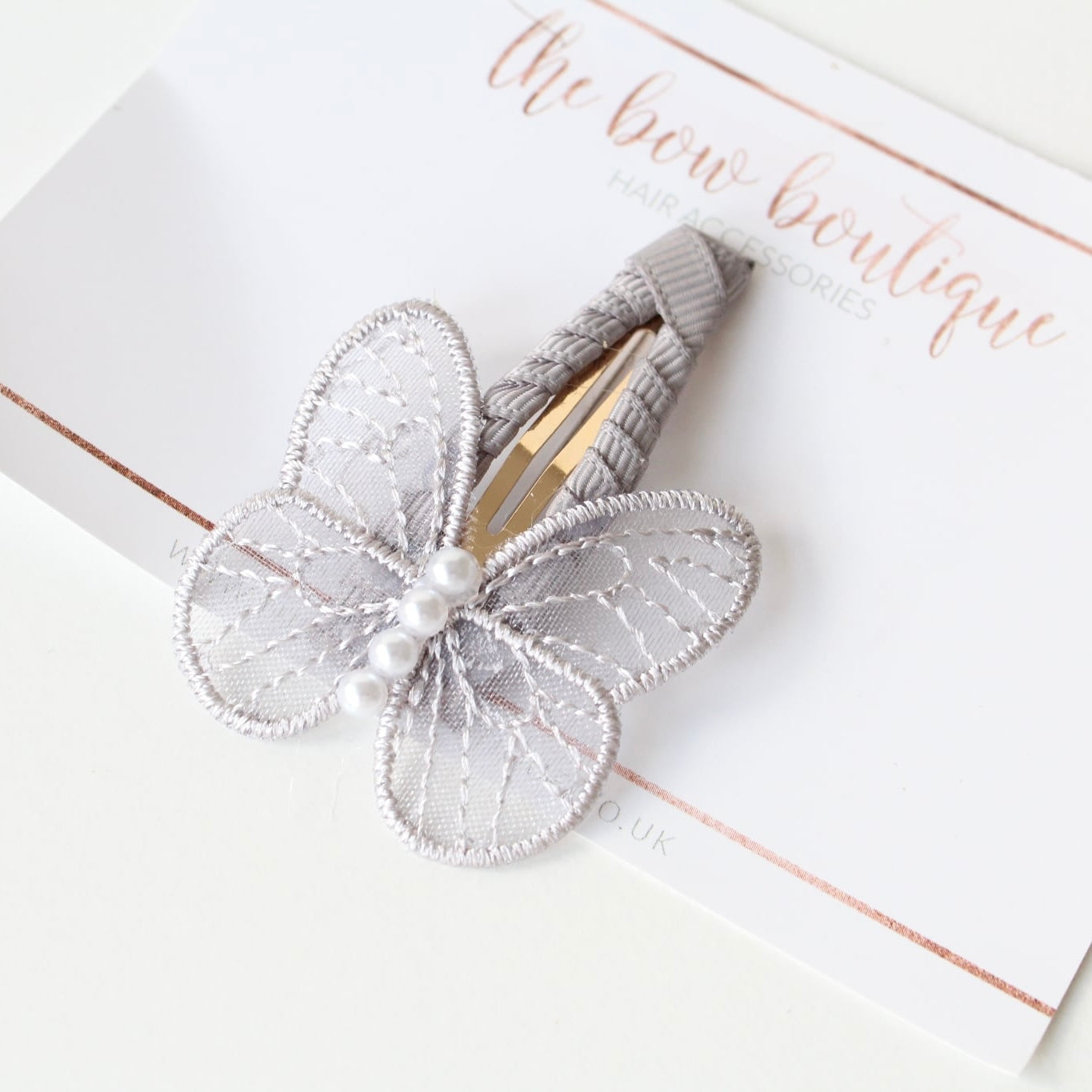 Delicate pearl butterfly snappy clips | 9 colours