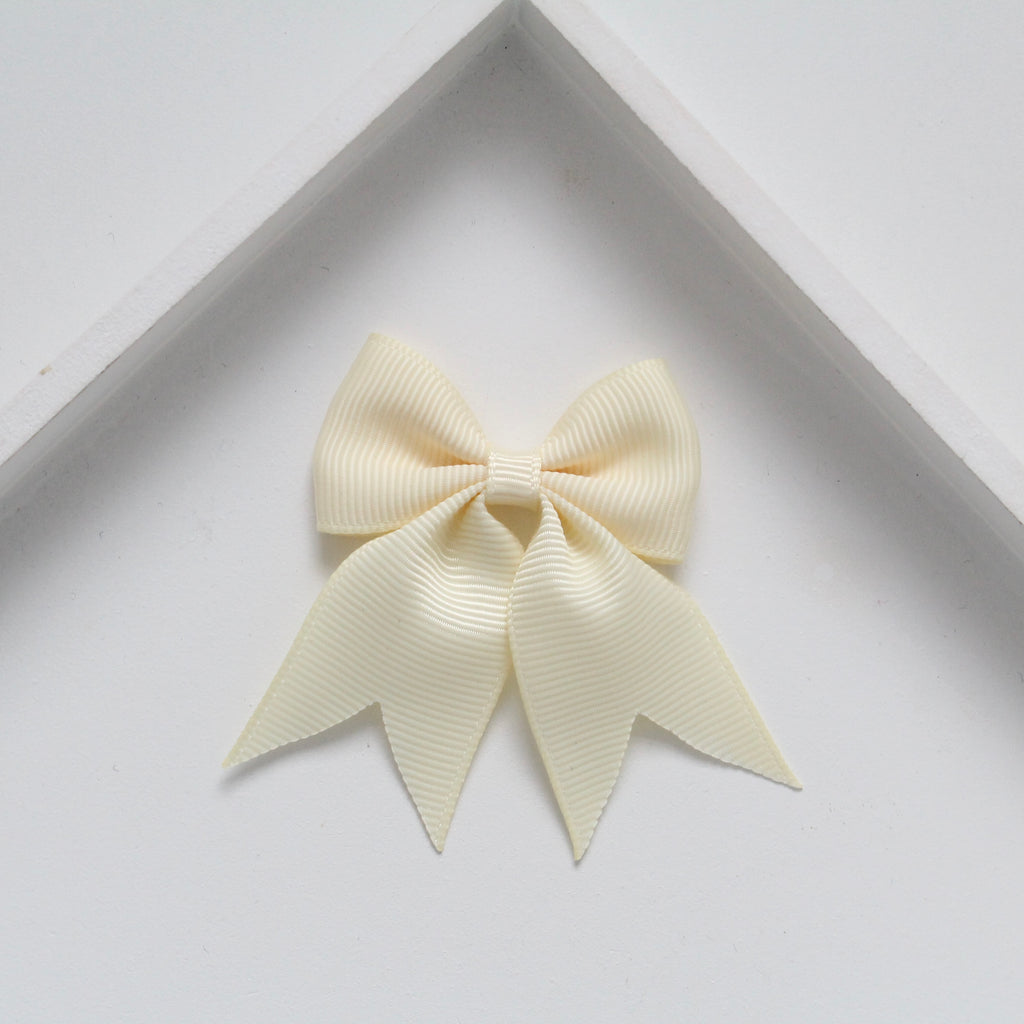 Personalised short tail pinch ribbon | 34 colours | Clip or bobble
