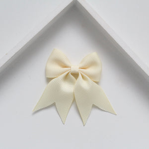 Personalised short tail pinch ribbon clip & bobbles 33 colours