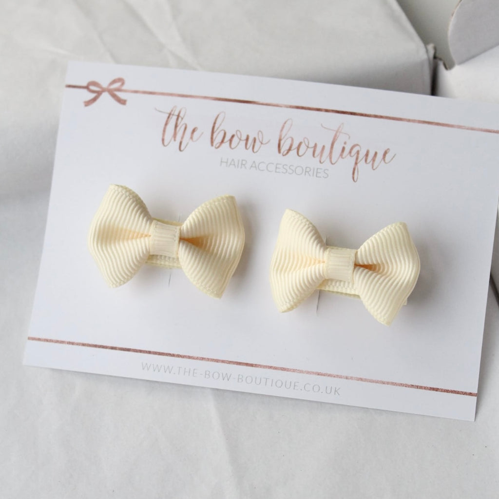 My first pigtail clip set | Lemon mini pinch bow