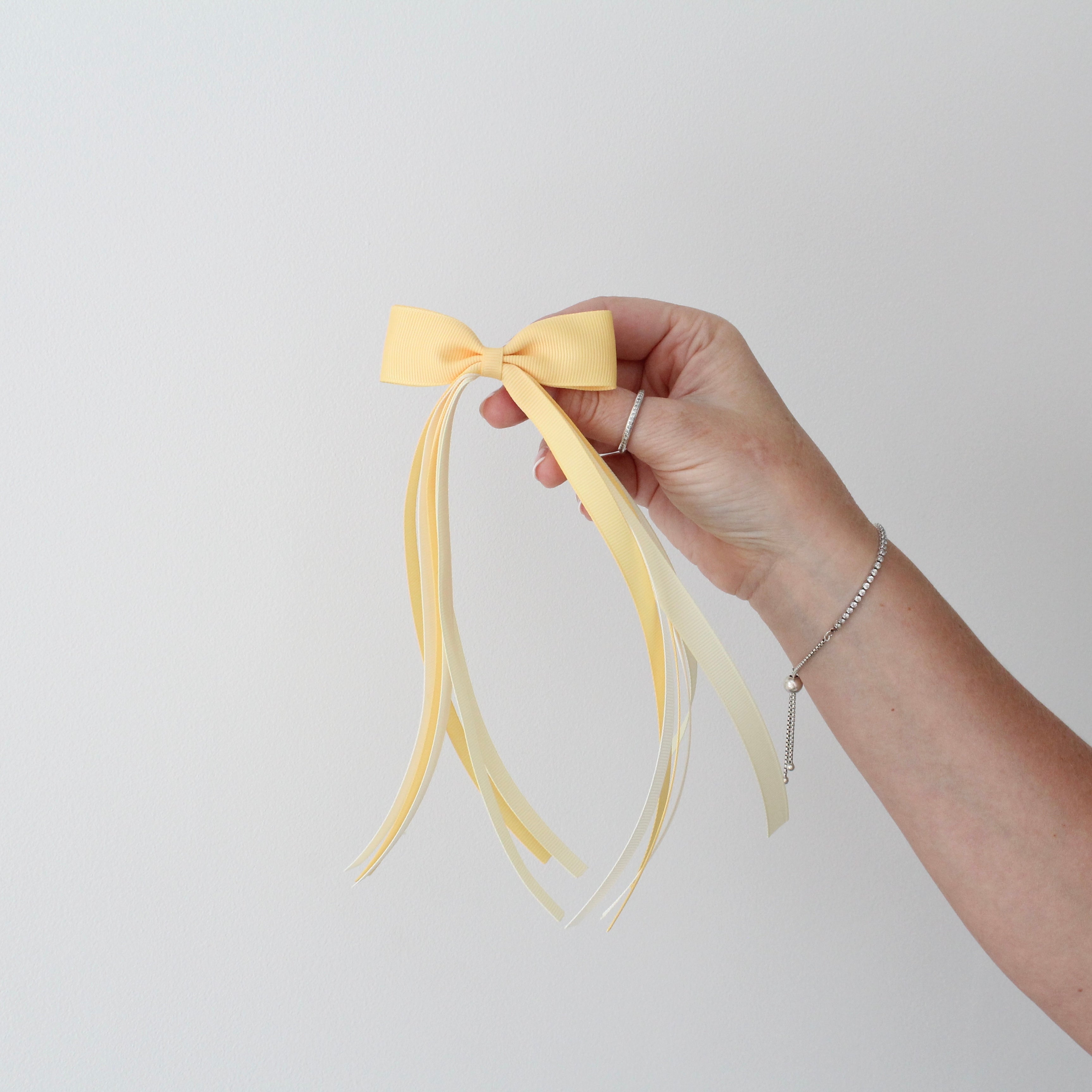 Design your own - tail pinch ribbon bow | 2 sizes | Clip or bobble