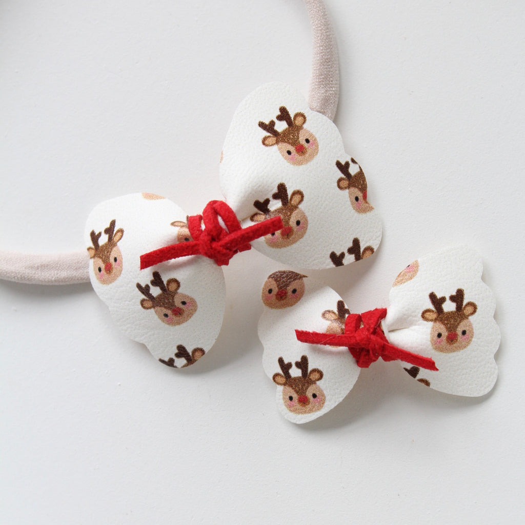 Reindeer scalloped bow | Clip or headband