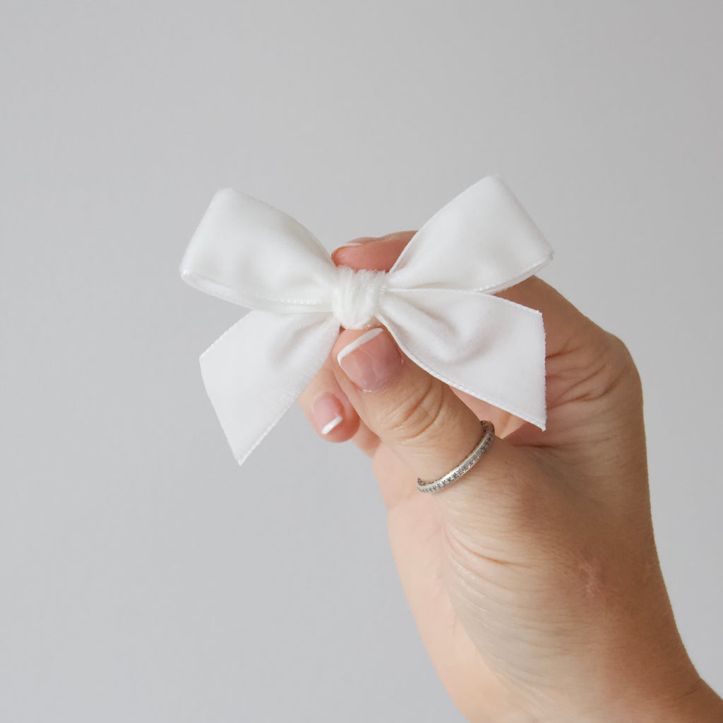 Velvet ribbon bows | 14 colours | Clip or headband