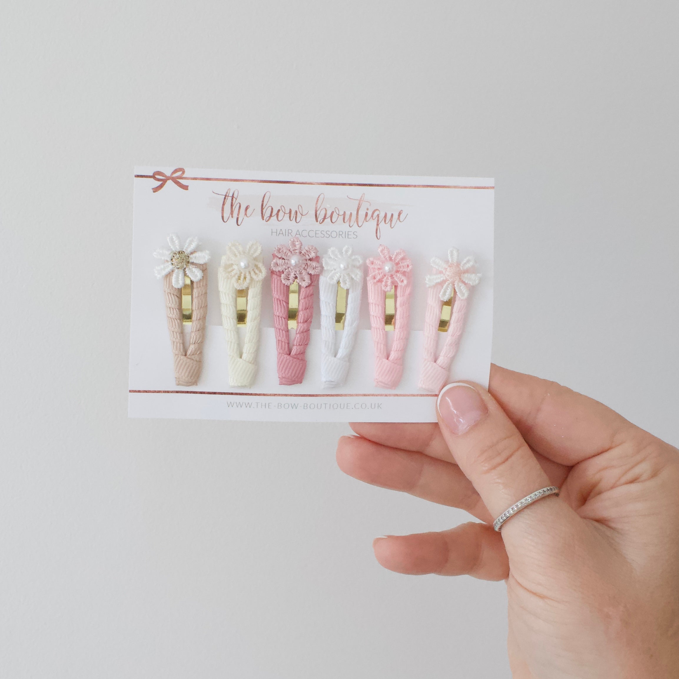 My first delicate flower snappy clips | 6 colours