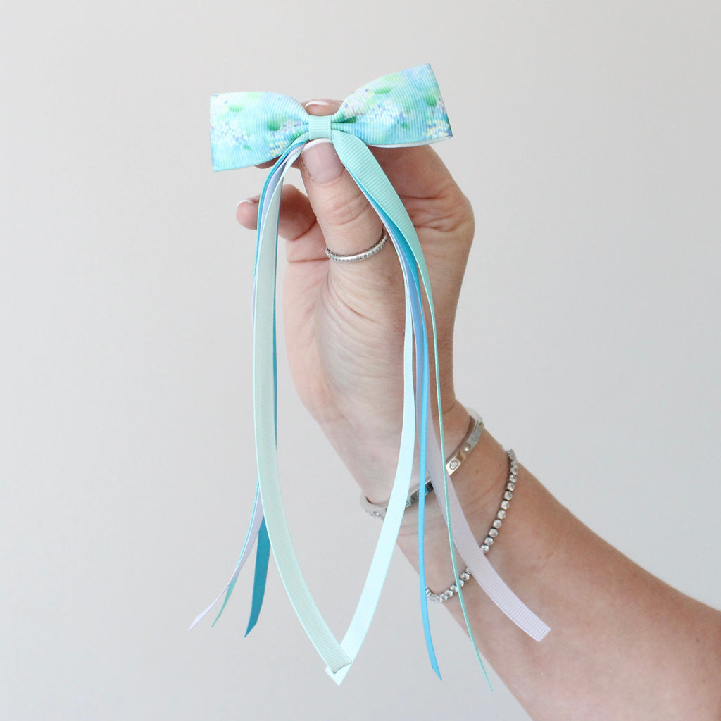 Tail pinch ribbon bow | 2 sizes | Clip or bobble