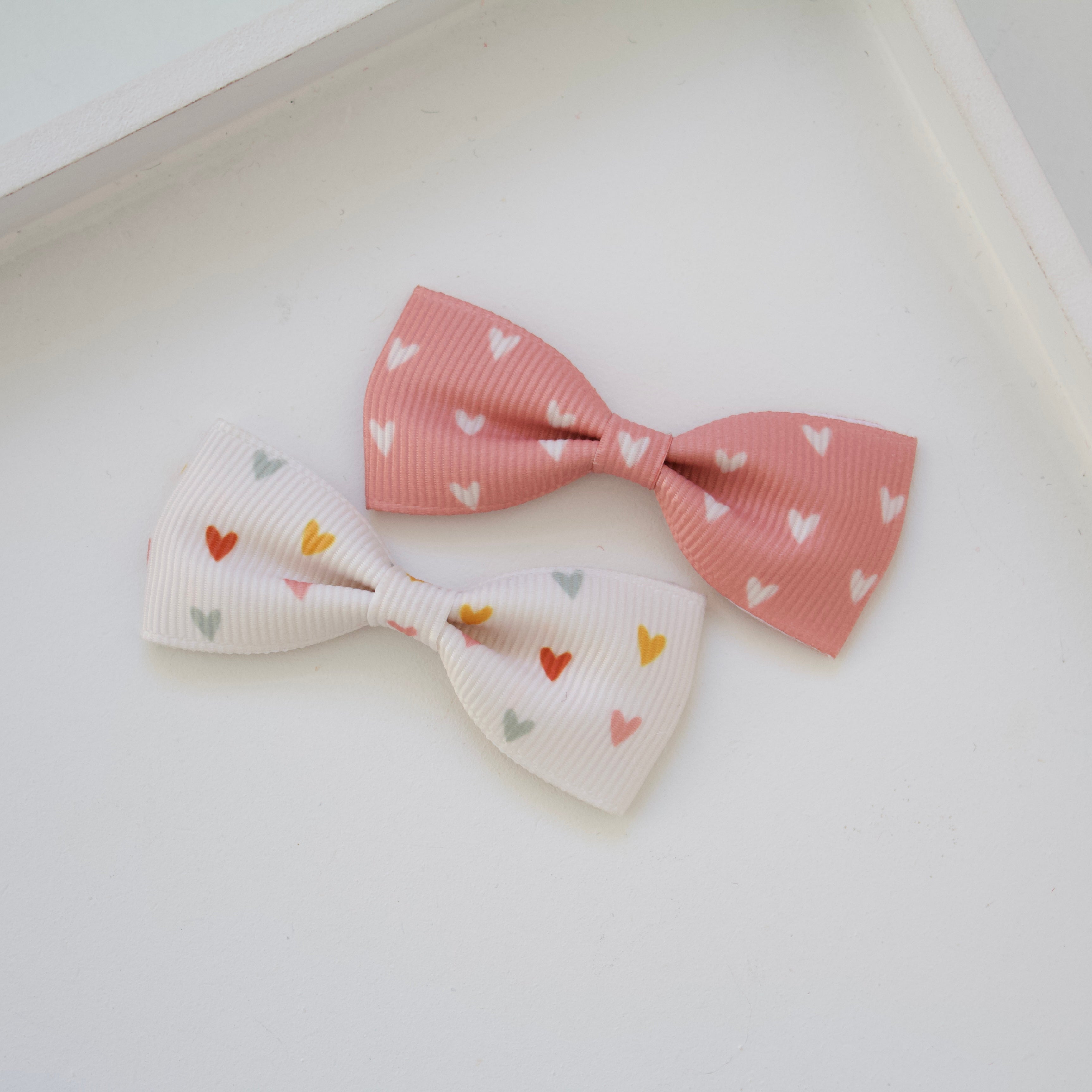 Heart pinch bow | Clip, headband or bobble | 2 Colours