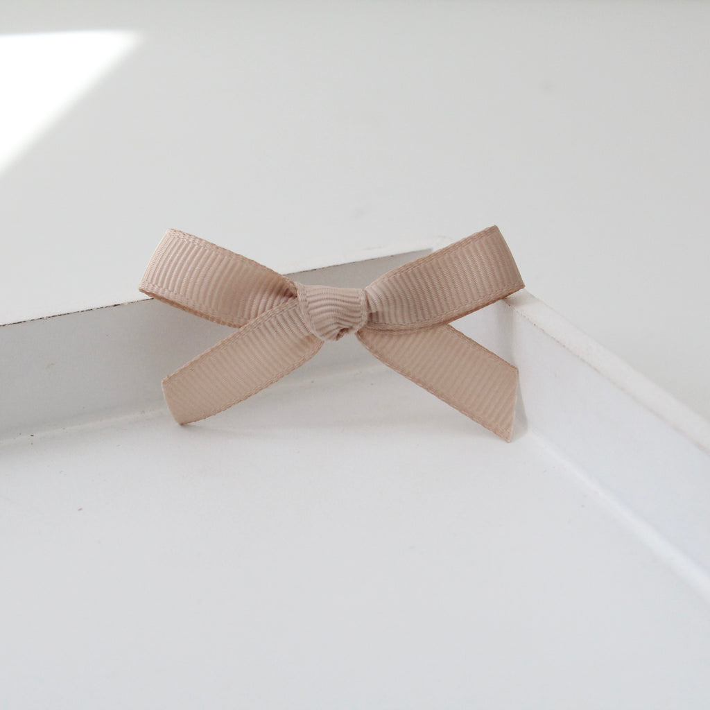 Hand tied ribbon bow clips | 41 Colours
