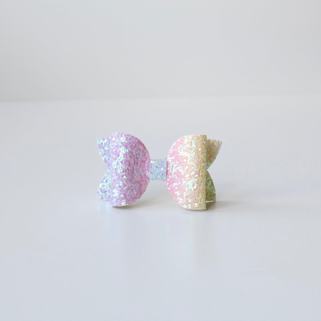 Medium deluxe glitter bows | 20 Colours | Clip or headband