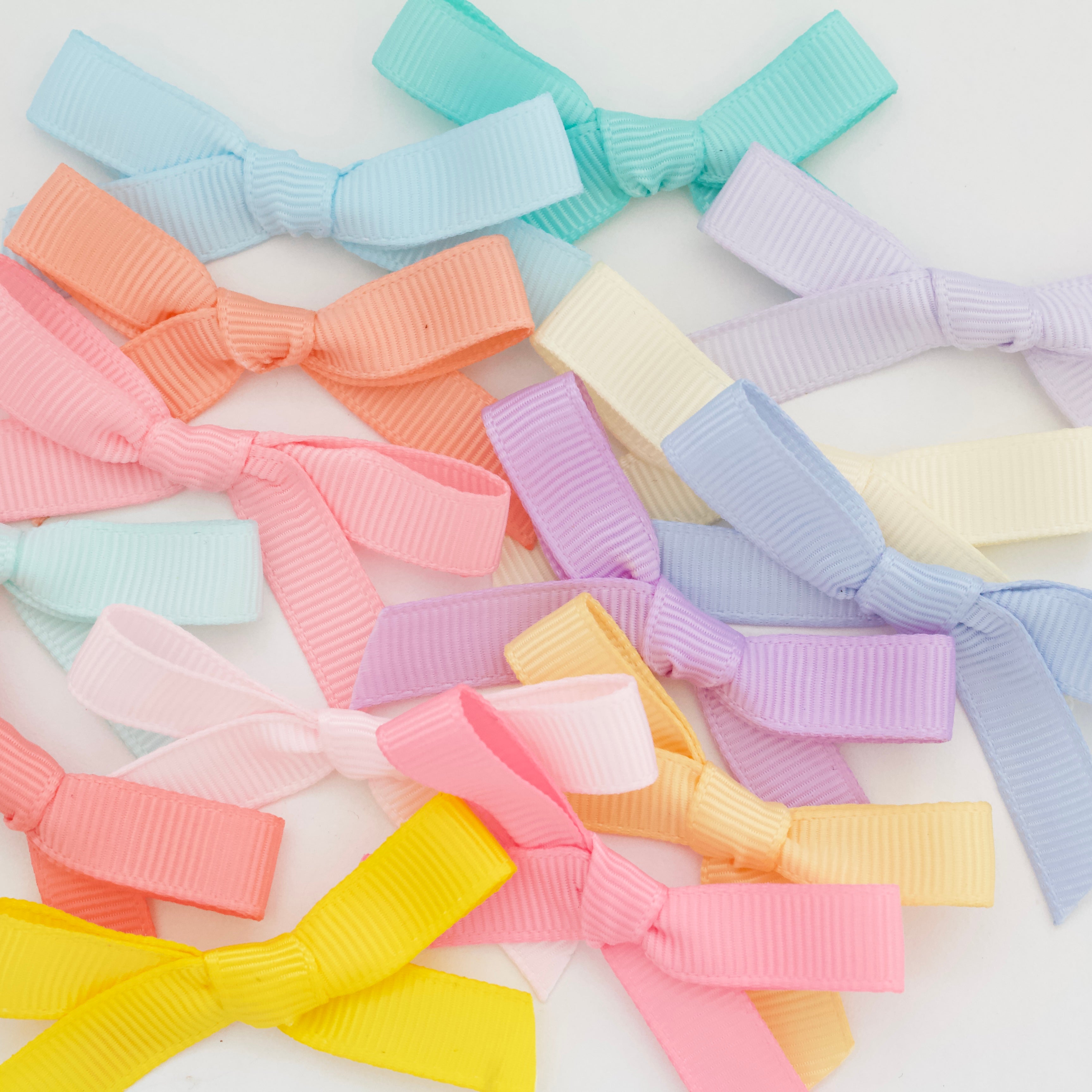 Hand tied ribbon bow clips | 41 Colours