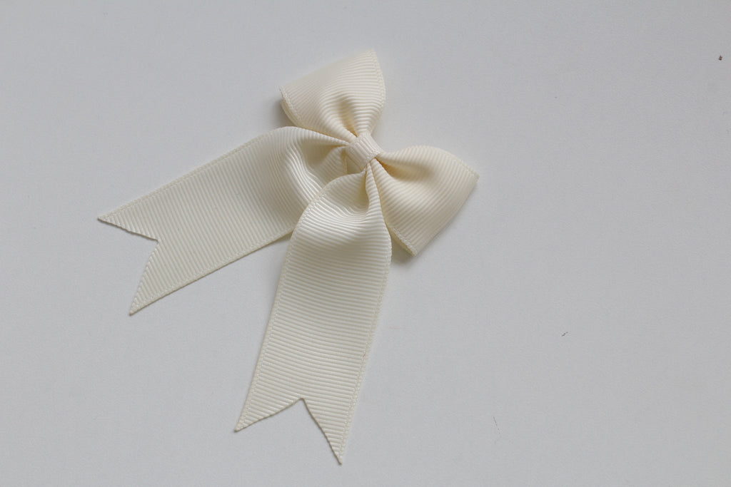 Personalised tail pinch ribbon bows | 33 colours | Clip or bobble