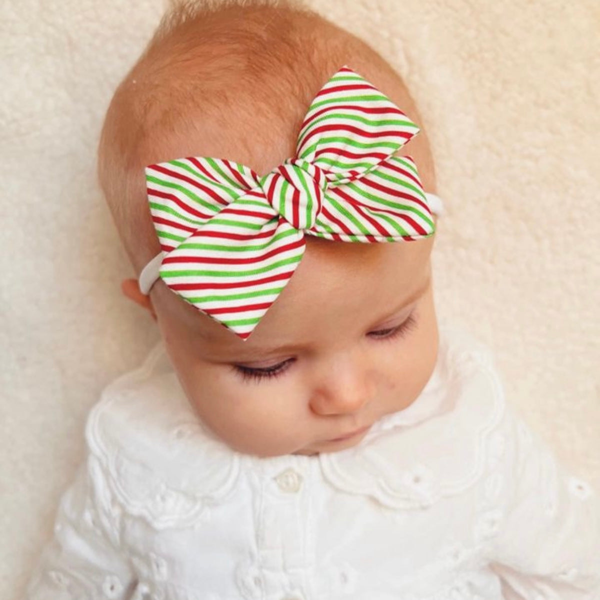 Christmas candy stripe mini sweetheart bow | Clip, headband or bobble