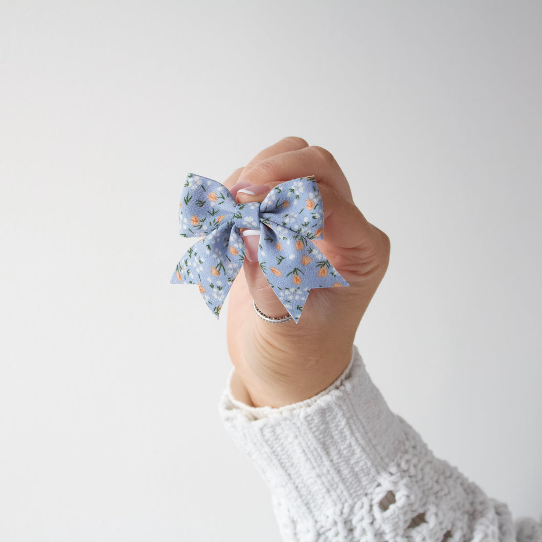 Short tail blue & peach floral bow