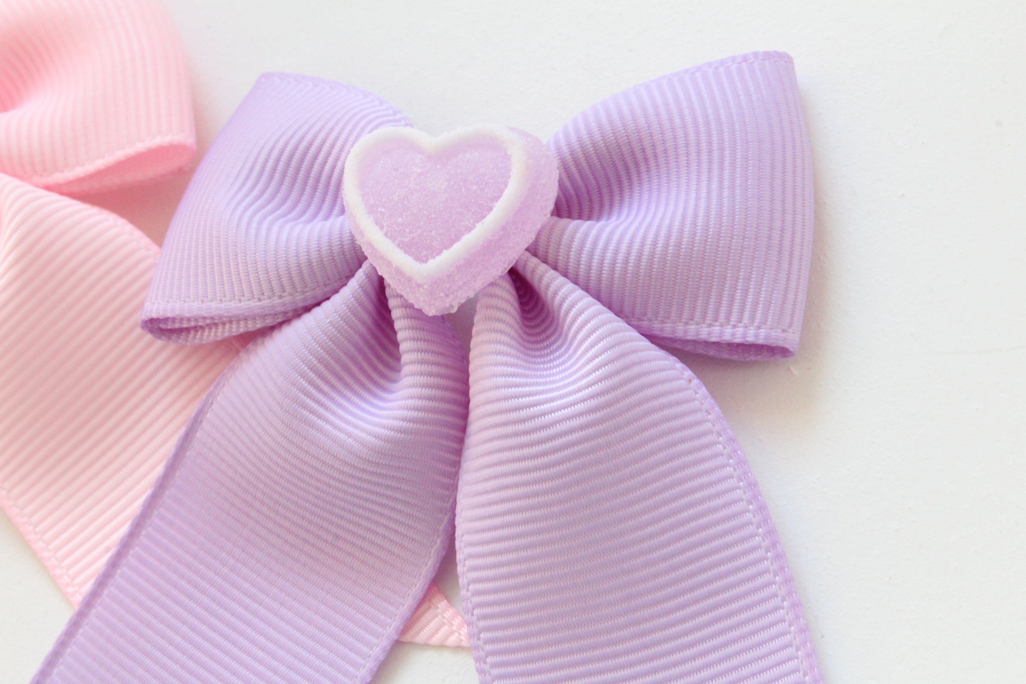 Sugar heart tail ribbon bows