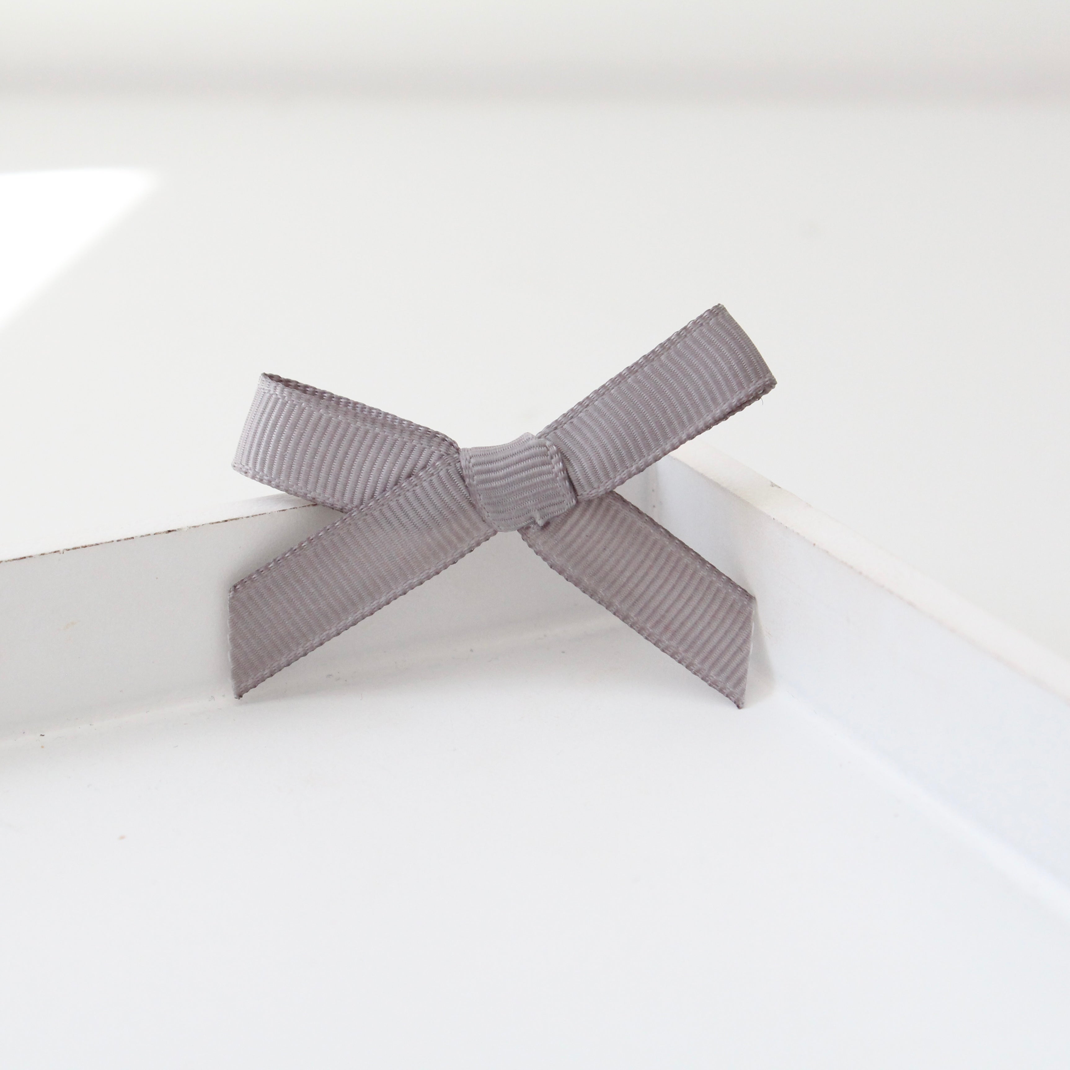 Hand tied ribbon bow clips | 41 Colours
