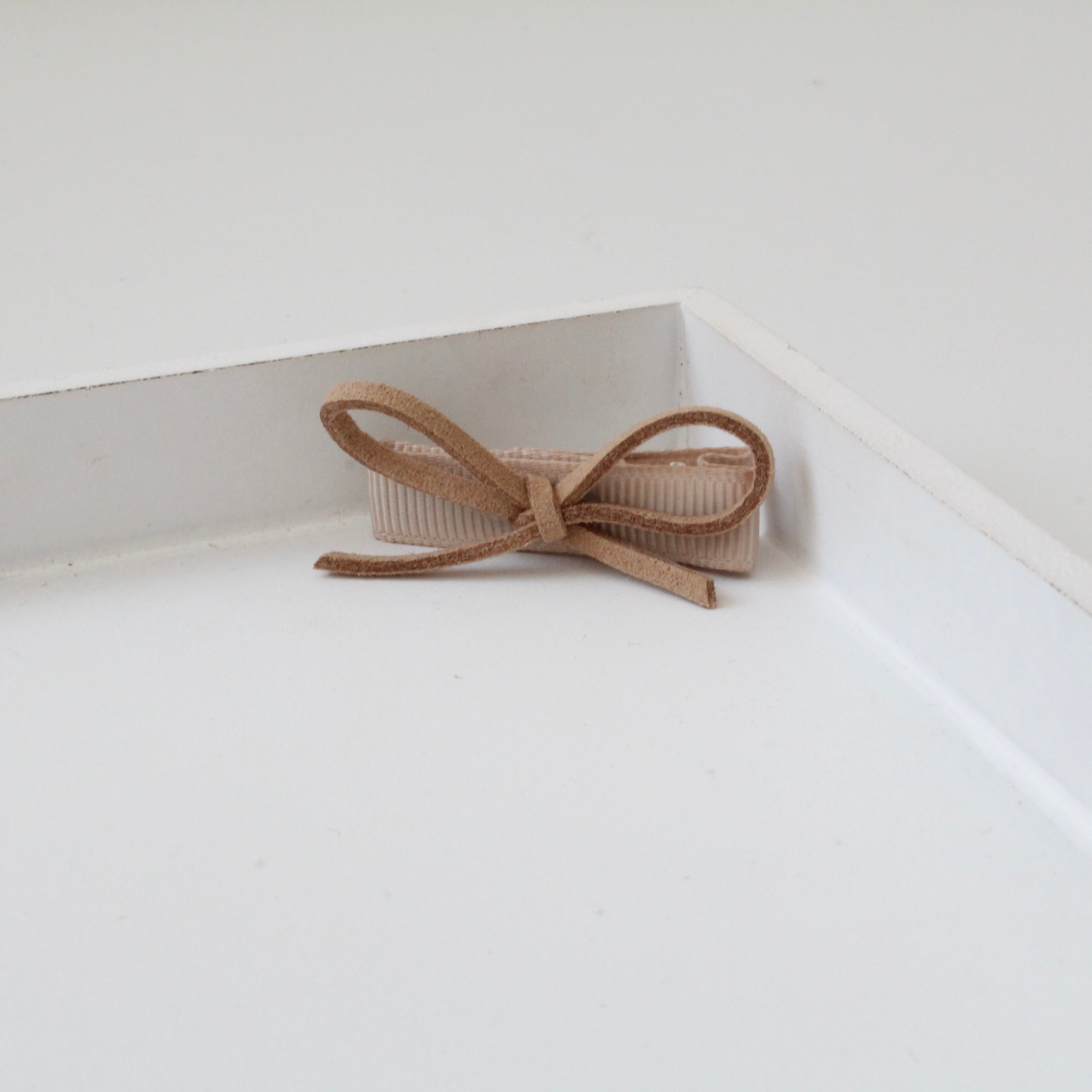 Suede bows | 17 colours