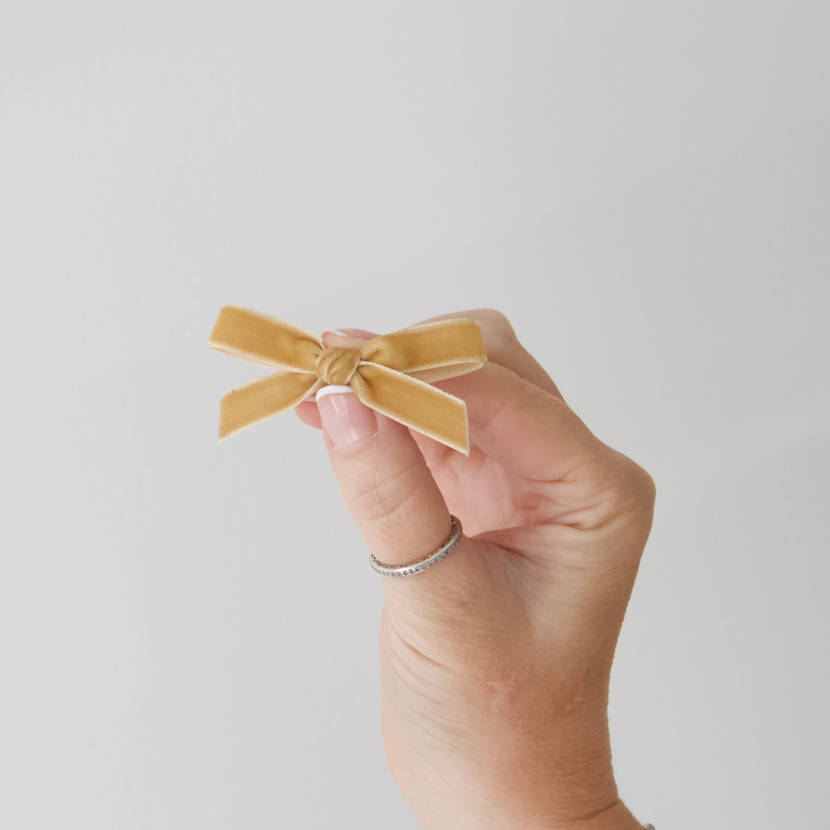 Mini velvet bows | 16 Colours | Clip or headband