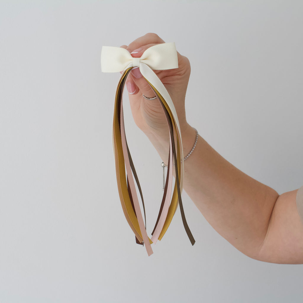 Design your own - tail pinch ribbon bow | 2 sizes | Clip or bobble