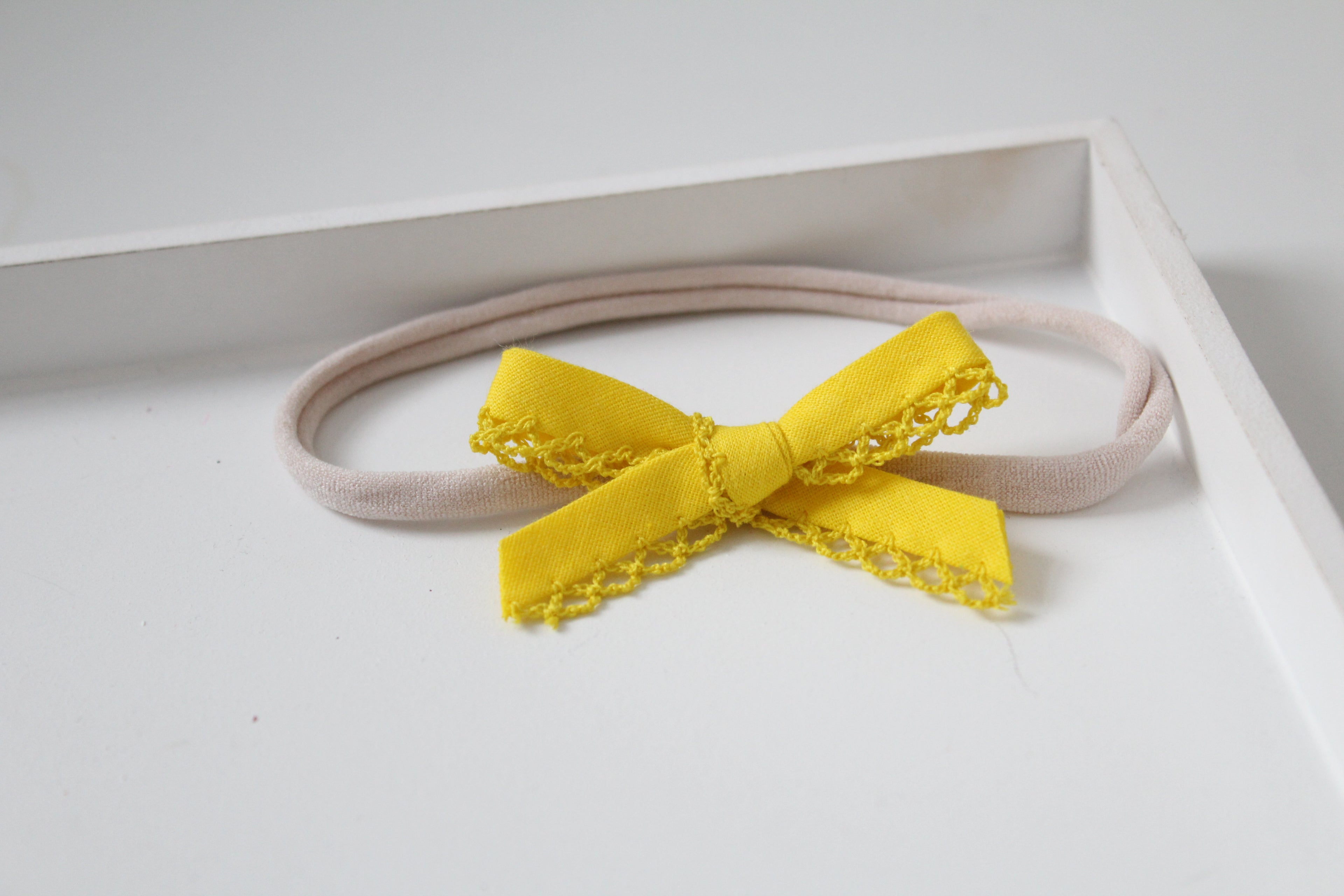 Hand tied bows | 16 Colours