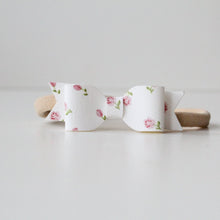 Load image into Gallery viewer, Pink floral rose small bows