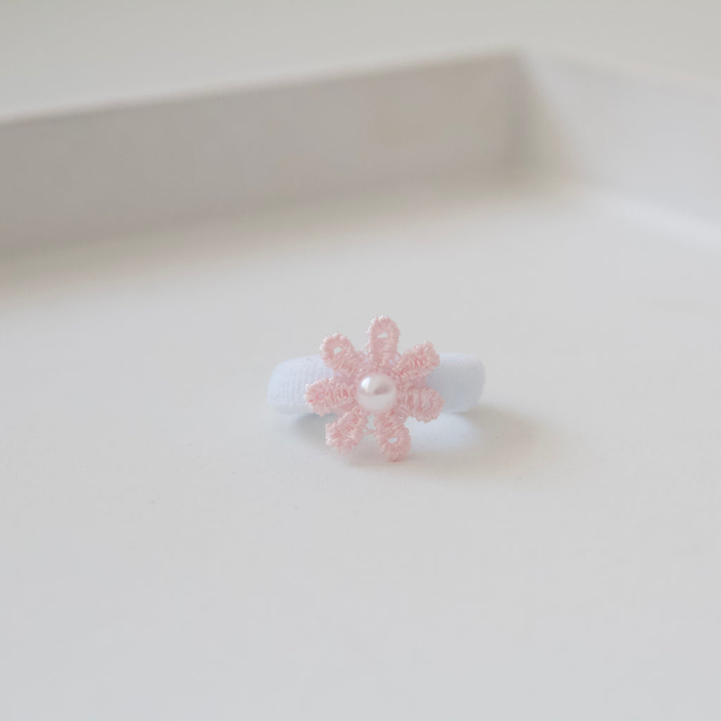 My first delicate bobbles | 9 colours