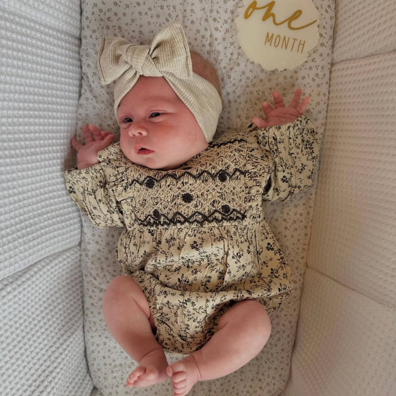 Oatmeal headwrap