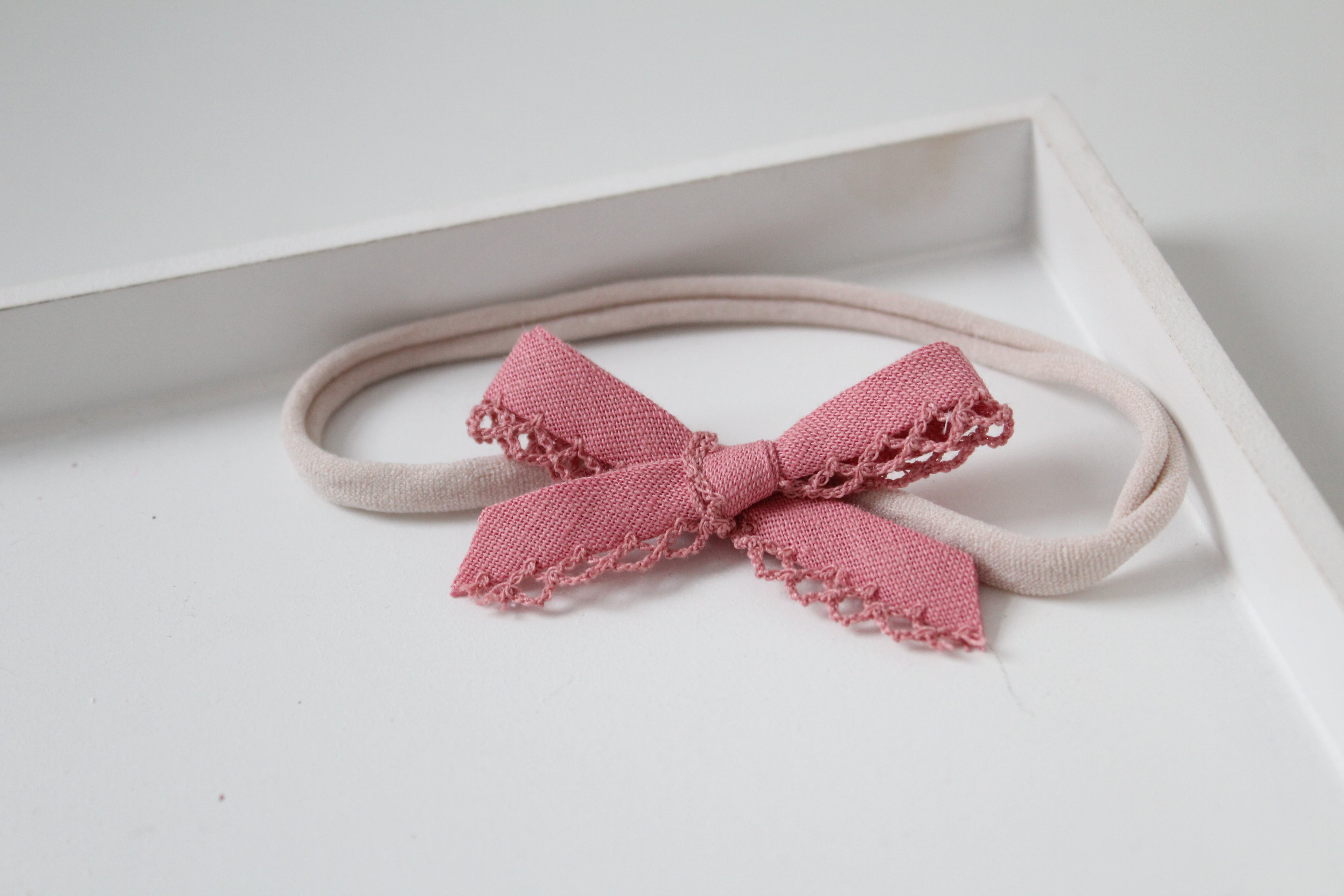 Hand tied bows | 16 Colours
