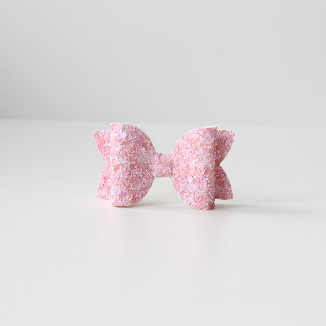 Medium deluxe glitter bows | 20 Colours | Clip or headband