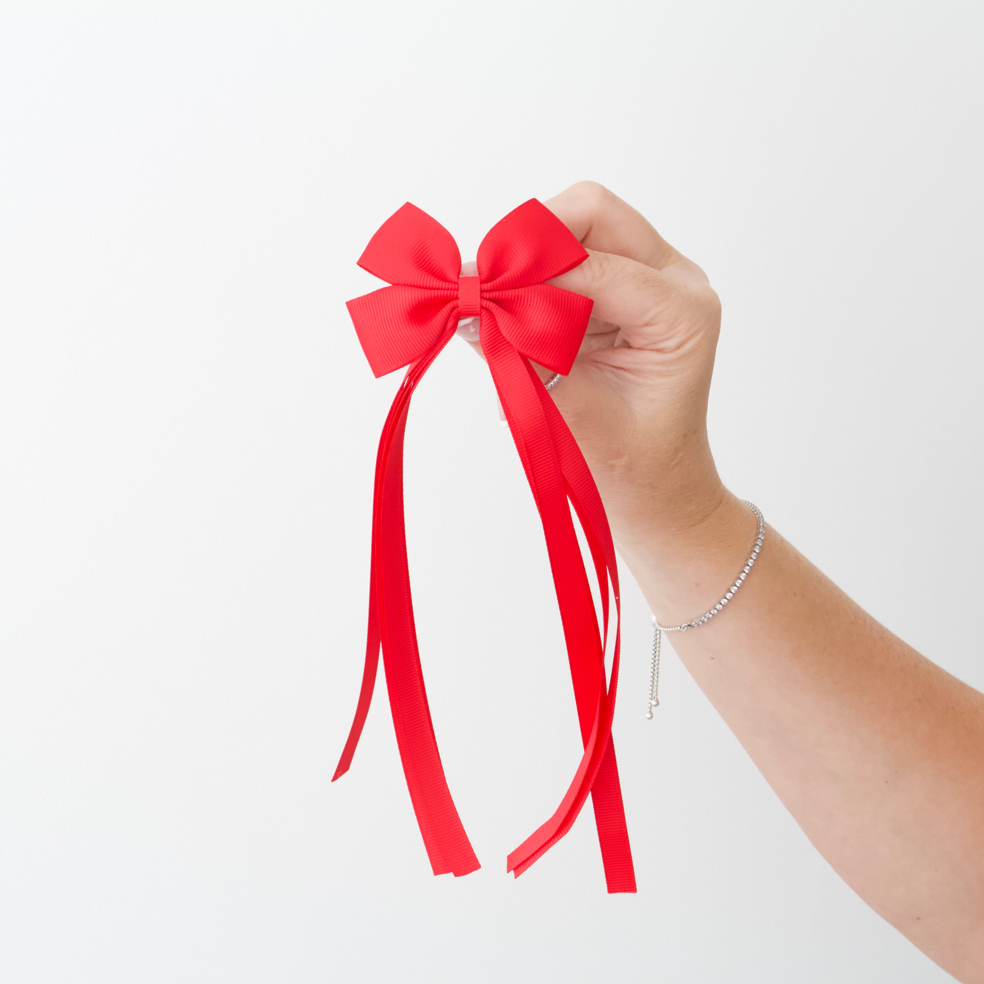 Red double pinch tail ribbon bows