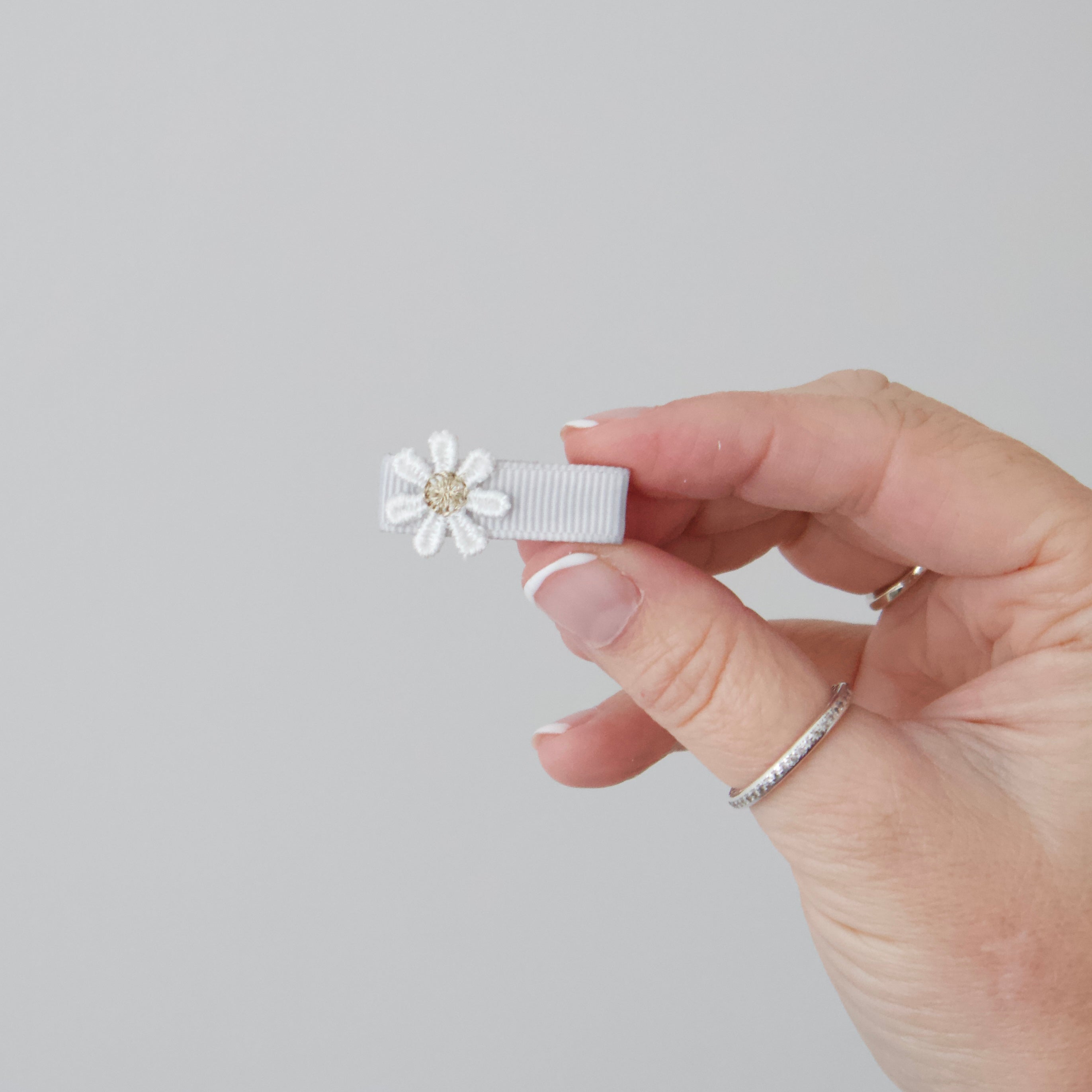 My first delicate clips | 15 colours